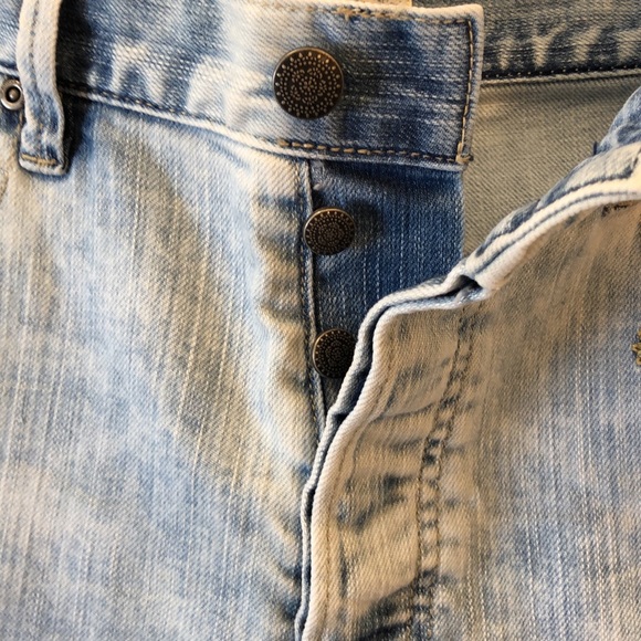 Odd Molly Embroidered Denim Shorts - Picture 6 of 6